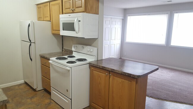 Foto del edificio - 1115 Doreen Ave