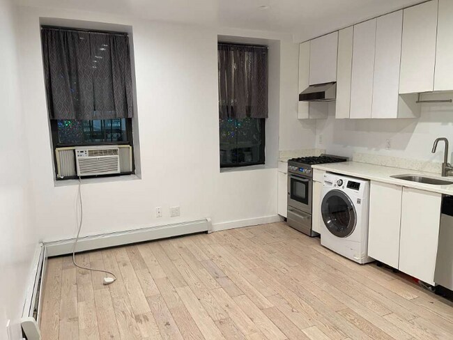 Foto del edificio - 66 E 127th St