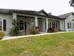 Building Photo - 329 Bayridge Pl