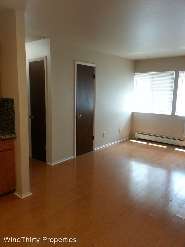 Foto del edificio - 848 E Kiowa St