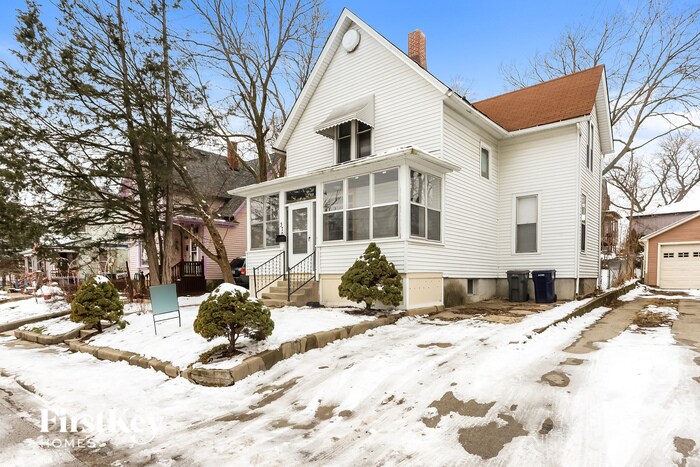 Primary Photo - 370 North St
