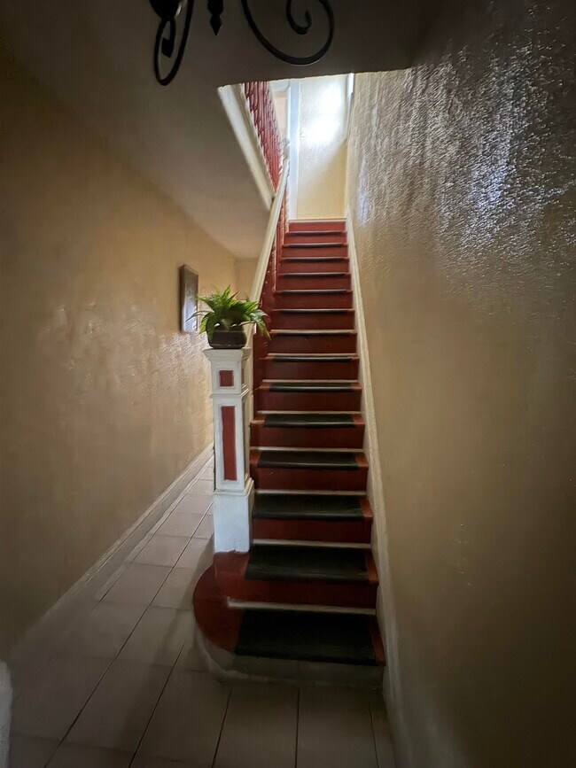 Foto del edificio - 191 Belvidere Ave