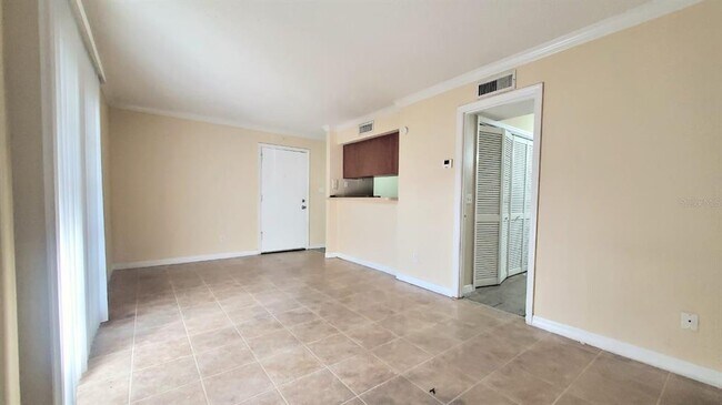 Foto del edificio - 455 Wymore Rd