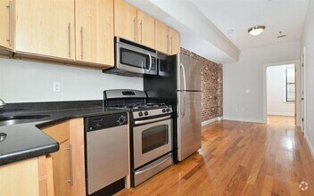 Building Photo - 314 Monroe St