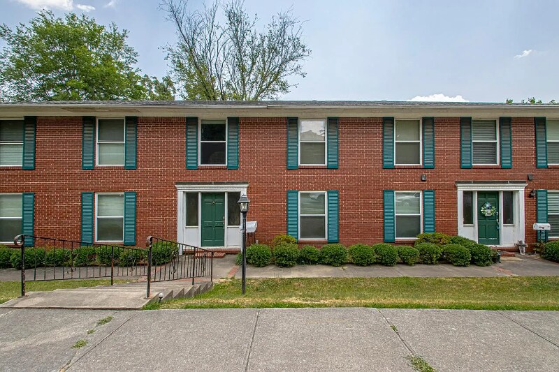 Foto principal - 3801 Hill Rd