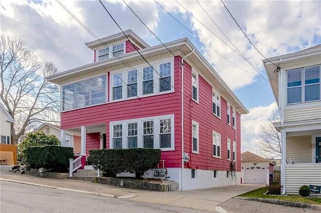 Foto del edificio - 48 Waltham St