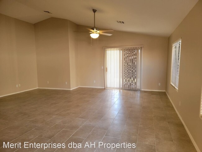 Building Photo - 3 br, 2 bath House - 14115 W FIELDINGS FERRY