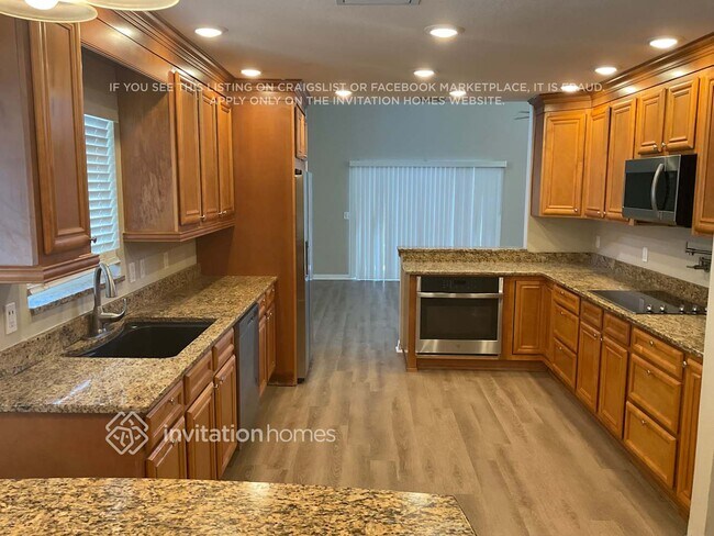 Building Photo - 1970 Erin Brooke Dr