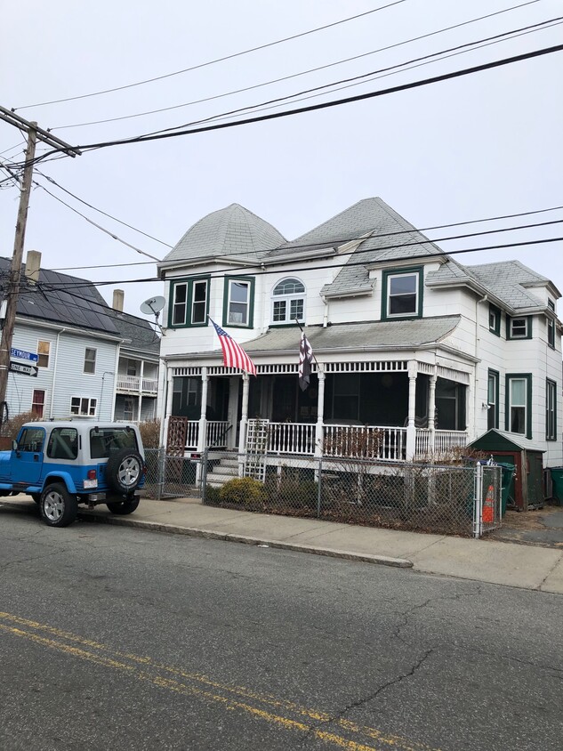 Primary Photo - 39 Chatham St