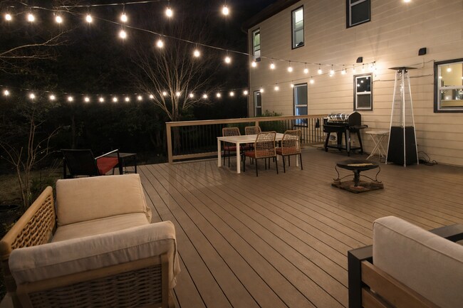 Building Photo - 3293 Devaughn Dr