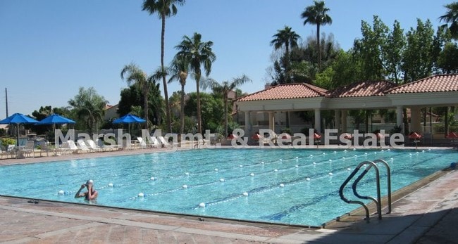 Photo - Beautiful home with a split 3 bedroom floo...