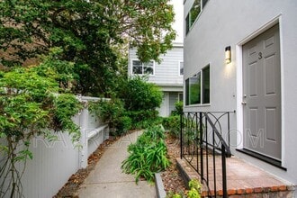 Building Photo - 459 Jersey St