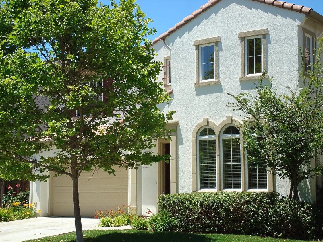 15 Sunny Cove Dr, Novato, CA 94949 House Rental in Novato, CA