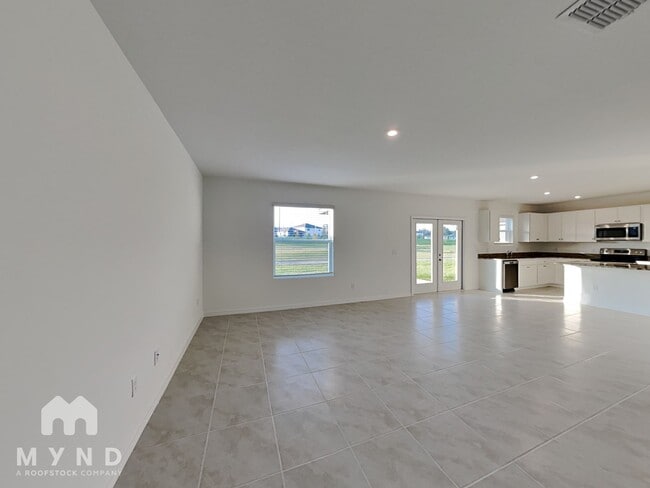 Foto del edificio - 6803 Branham Mill Ct