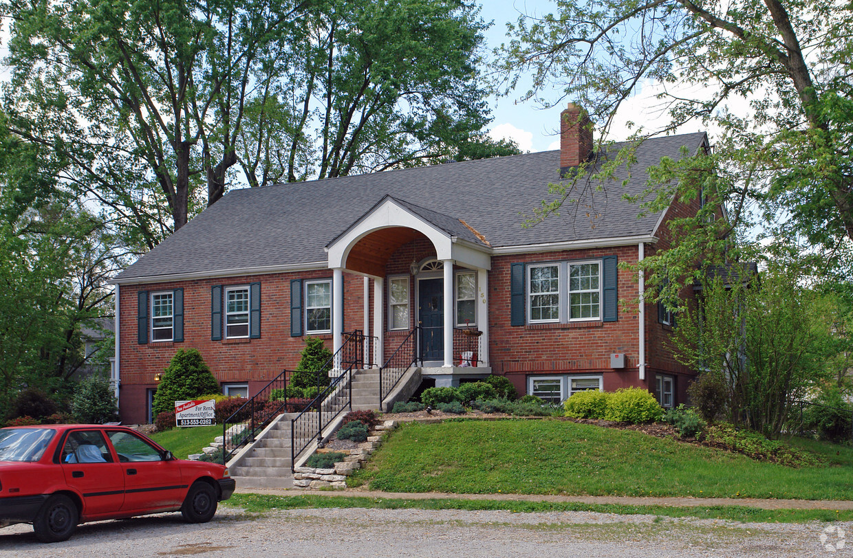 Foto principal - 150-211 Western Ave