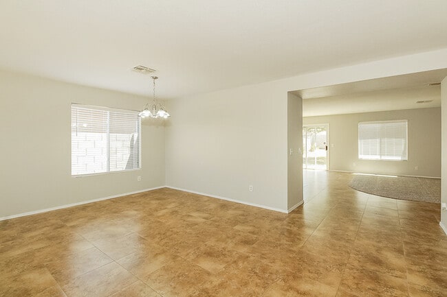 Building Photo - 5878 E Cedarbird Dr