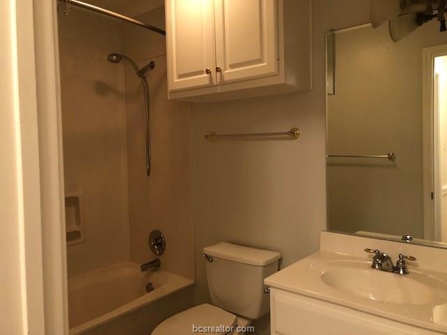 Building Photo - 2608 Lochinvar Ln