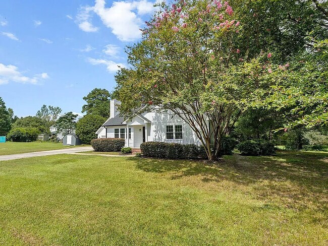 Building Photo - Lease OR Lease to Own