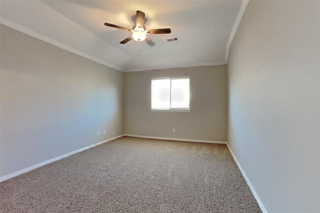 Building Photo - 8322 Loetsch Ridge Way