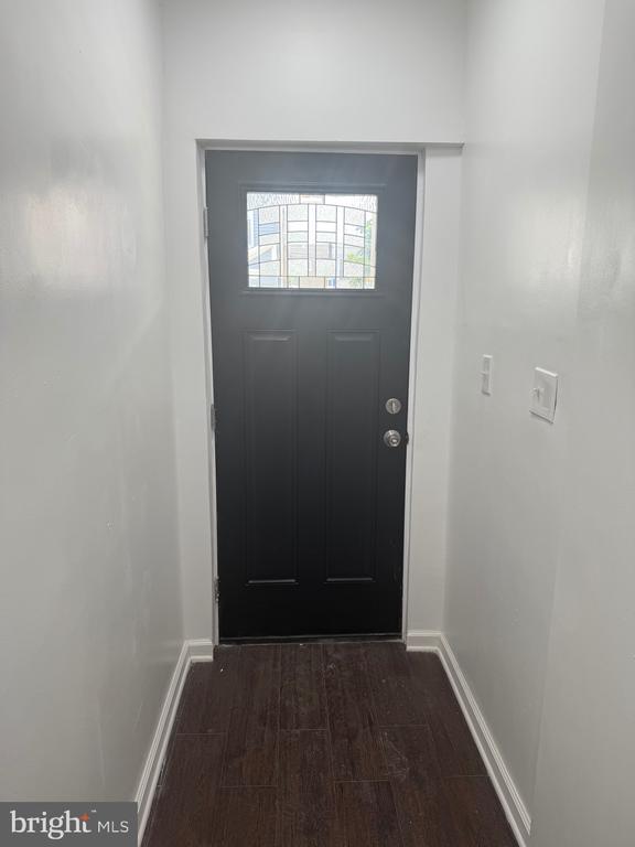 Foto del edificio - 5227 Addison St