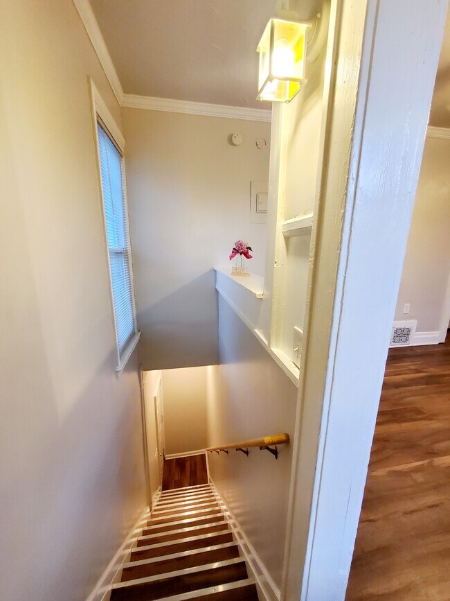 Entrance - 412 County St