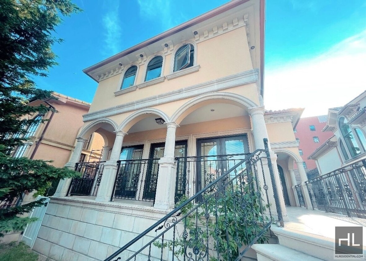Primary Photo - CORBIN PLACE