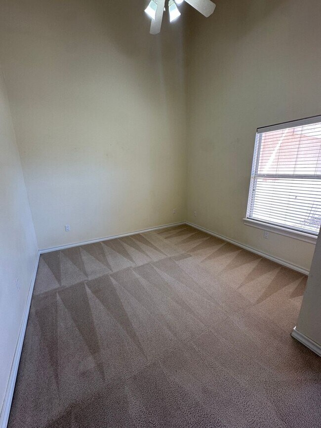 Foto del edificio - 2 Bed Home Plus Office Space! In Zia School District
