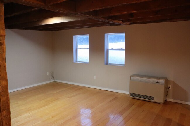 Foto del edificio - 311 Main St