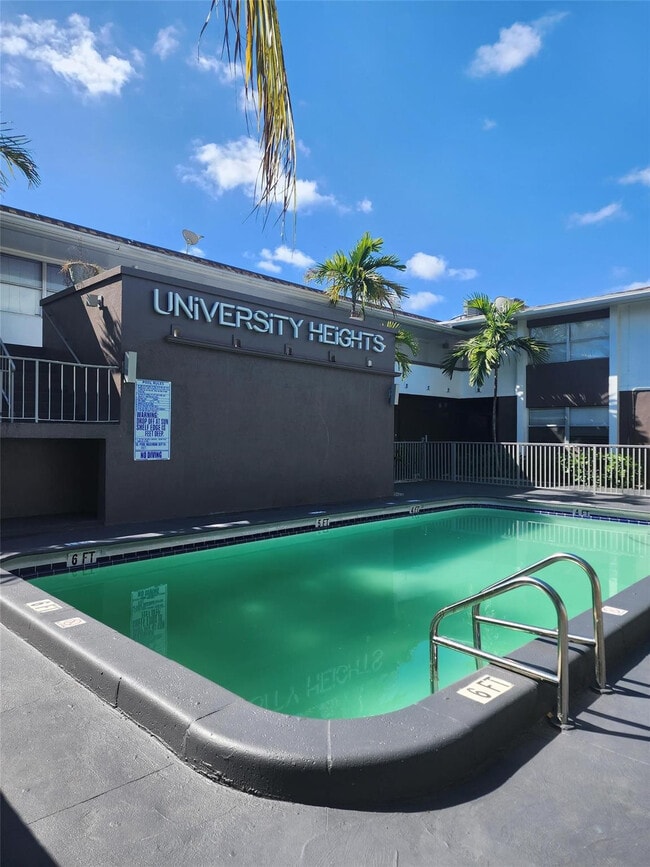 Foto del edificio - 1800 NW 4th Ave