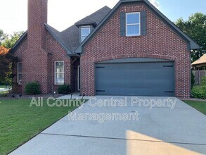 Building Photo - 1001 Aronimink Dr