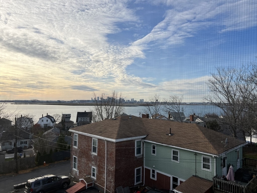 Foto principal - 49R Siren St