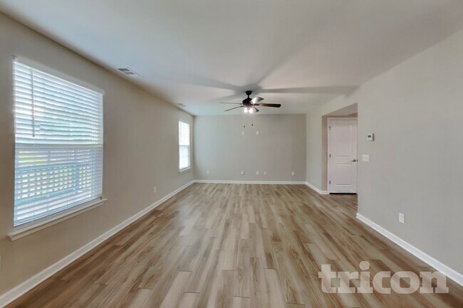 Foto del edificio - 2902 Cherry Point Ln