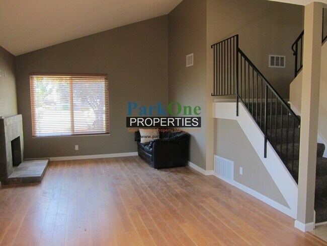 Foto del edificio - 4 Bedroom Livbermore Home Now Available!