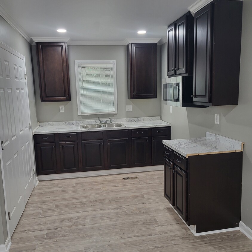 Foto principal - 115 Terrace Dr
