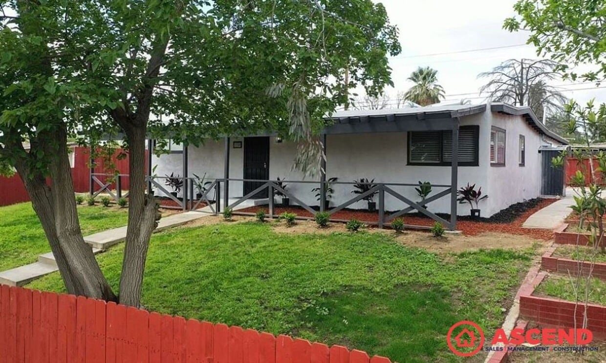 Foto principal - Unique Home Near Bakersfield College!