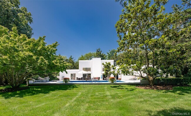 Building Photo - 14 Rose Hill Rd