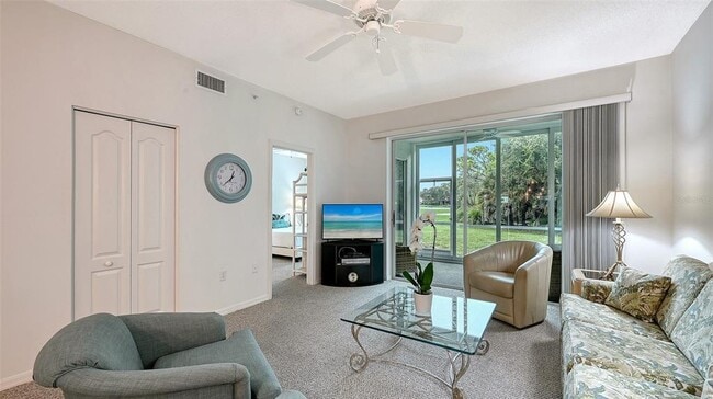 Foto del edificio - 8750 Olde Hickory Ave