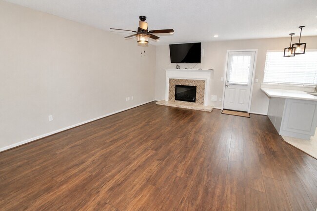 Building Photo - 4515 Texas Trail