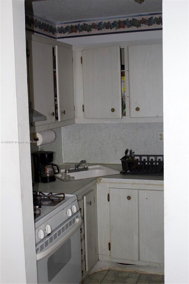 Foto del edificio - 20180 Northeast 2nd Avenue Apt #X19, Miami...