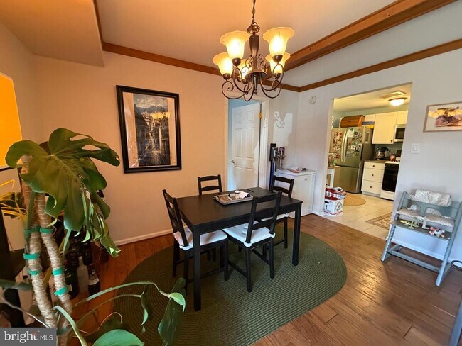 Foto del edificio - 403 Mountainview Dr