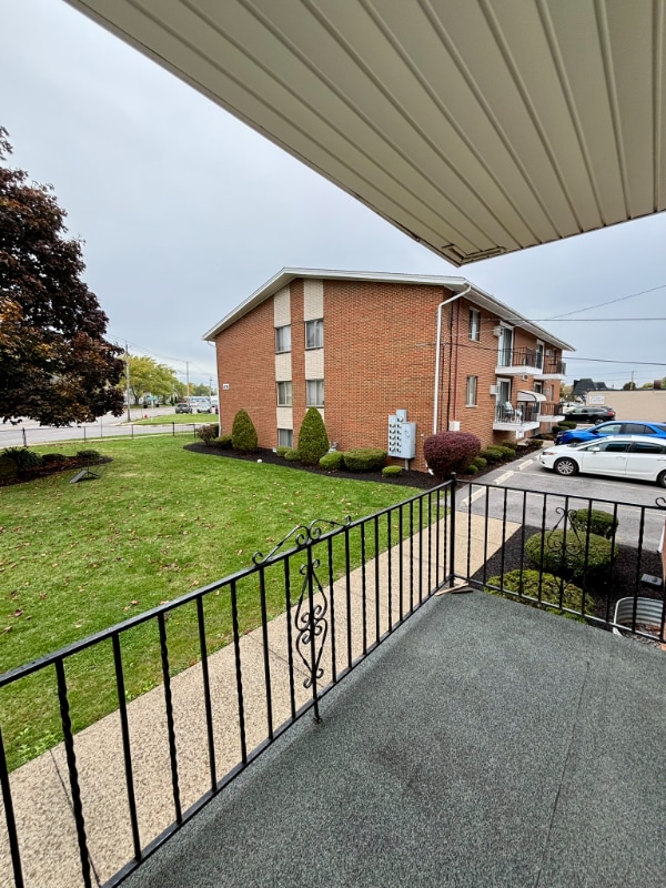 Building Photo - 2715 Eggert Rd