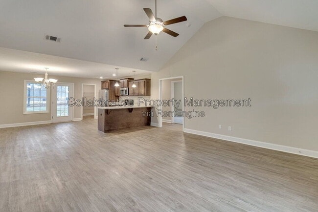 Building Photo - 338 Tallulah Bend