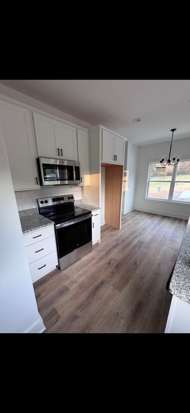 Foto del edificio - 7213 Candies Creek Ridge Rd
