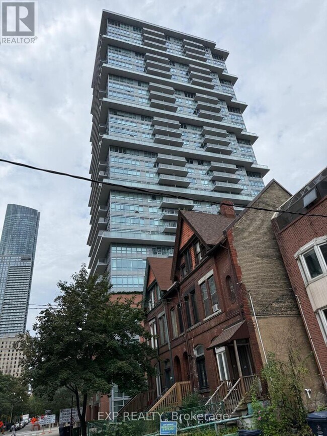 Building Photo - 365 Church St
