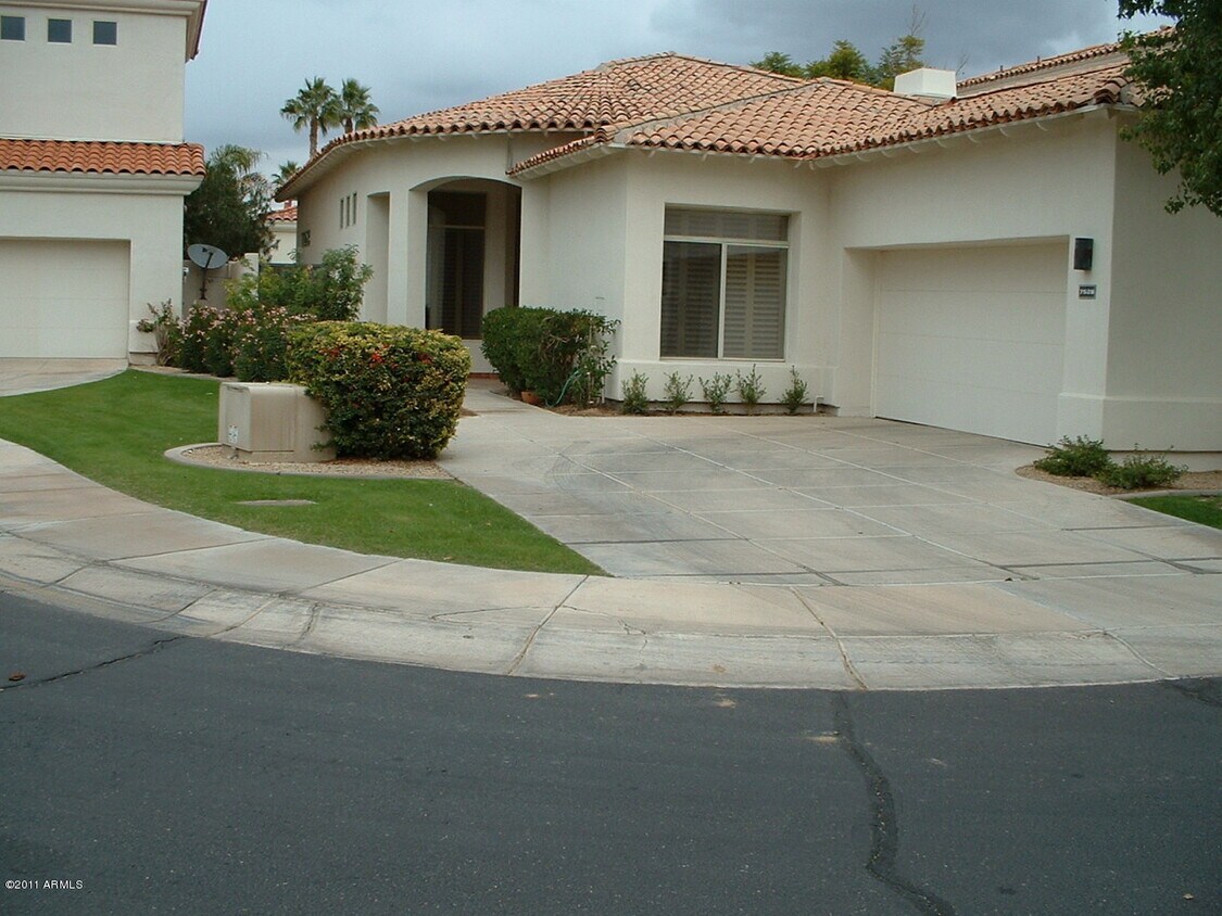 Primary Photo - 7528 E McLellan Ln