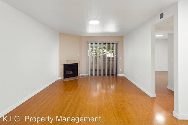 Building Photo - 3102 Bagley Ave