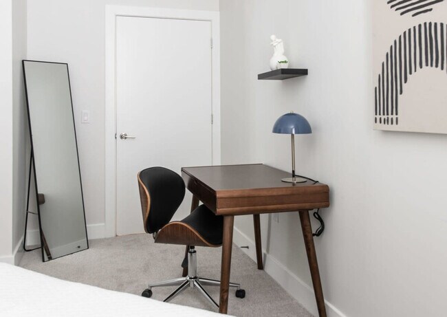 Foto del edificio - 601 E Pete Rose Wy