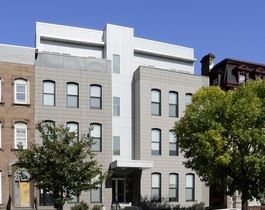 Building Photo - 26 Spruce St
