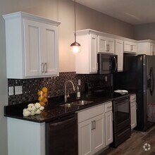 Building Photo - 135 Residence Lane #C C
