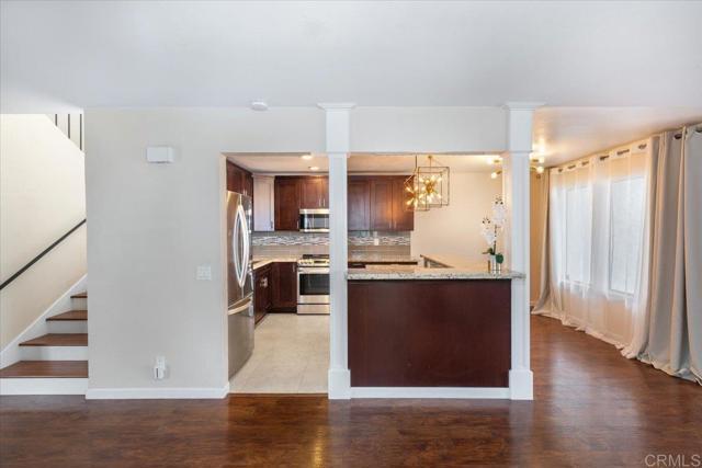 Foto del edificio - 1640 Maple Dr